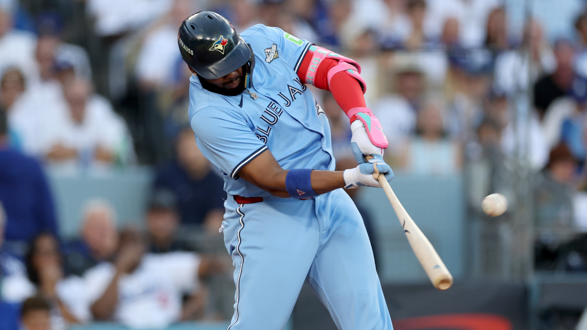 World Series Game 5 live updates: Dodgers, Blue Jays battle to retake series lead